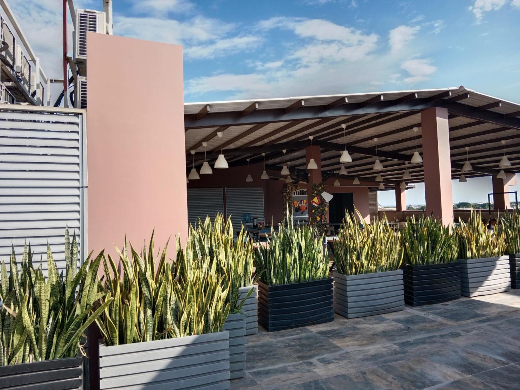 Hotel Nabu ואיידופאר מראה חיצוני תמונה
